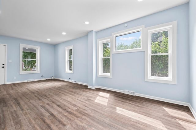 1722 Charles Street, Rockford, IL 61104