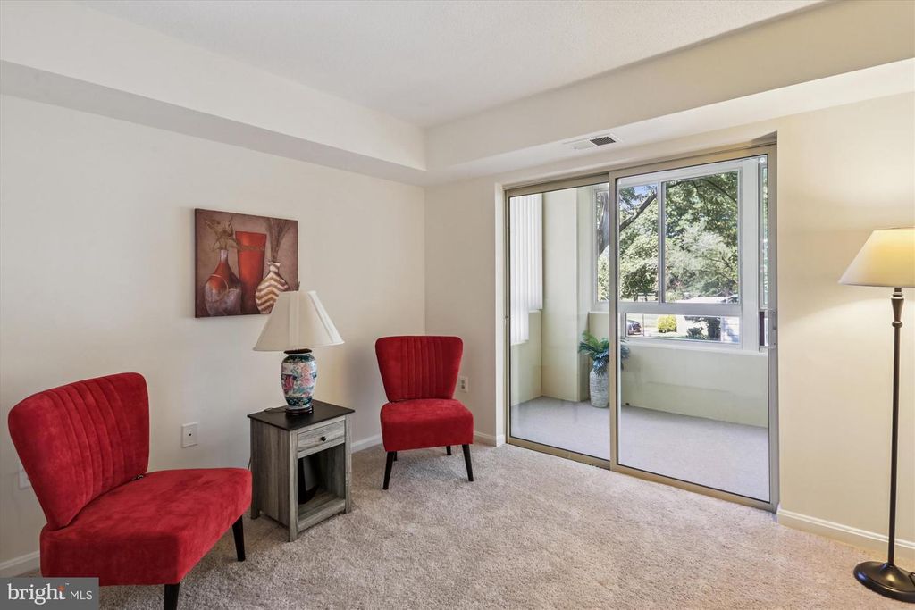 14801 PENNFIELD CIR #210, Silver Spring, MD 20906