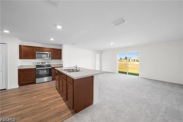 2912 NW 5th PL, Cape Coral, FL 33993