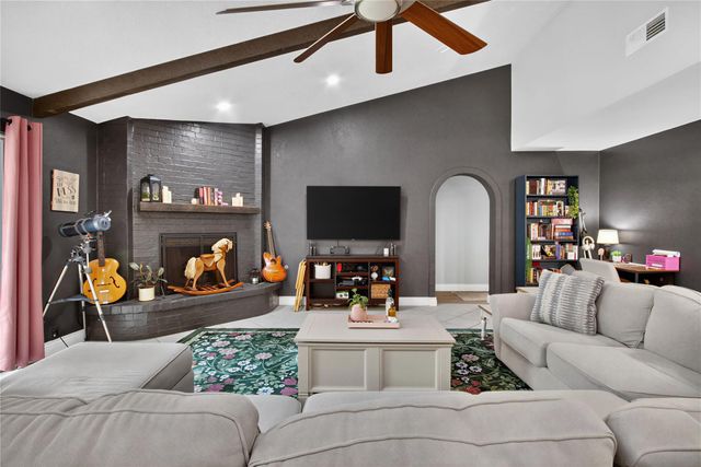 5451 Appleblossom Lane, Friendswood, TX 77546