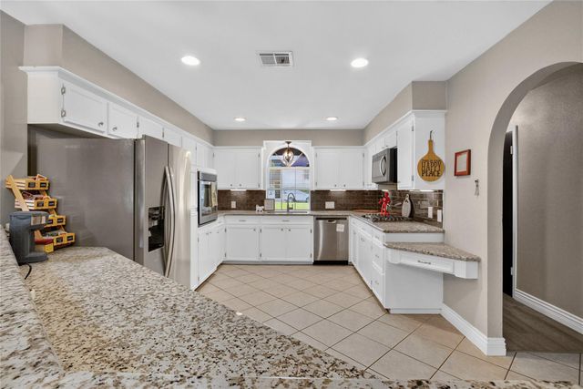 5451 Appleblossom Lane, Friendswood, TX 77546