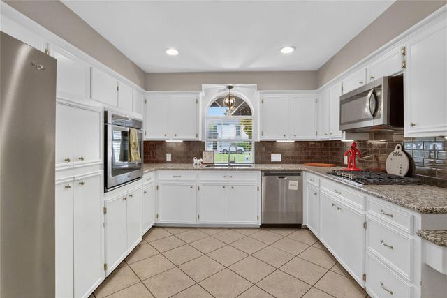 5451 Appleblossom Lane, Friendswood, TX 77546