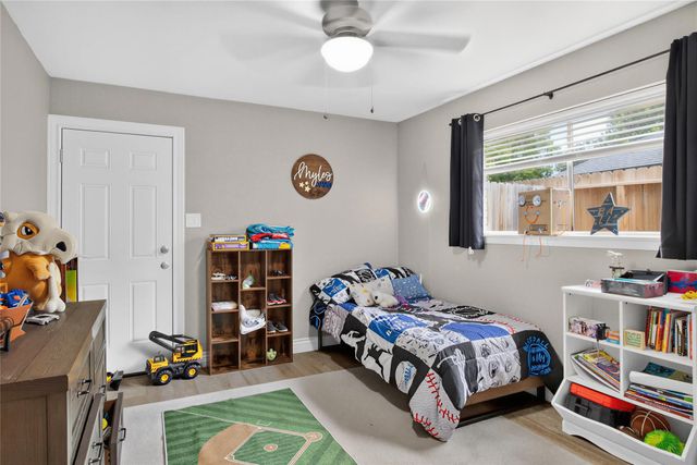 5451 Appleblossom Lane, Friendswood, TX 77546