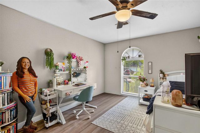 5451 Appleblossom Lane, Friendswood, TX 77546