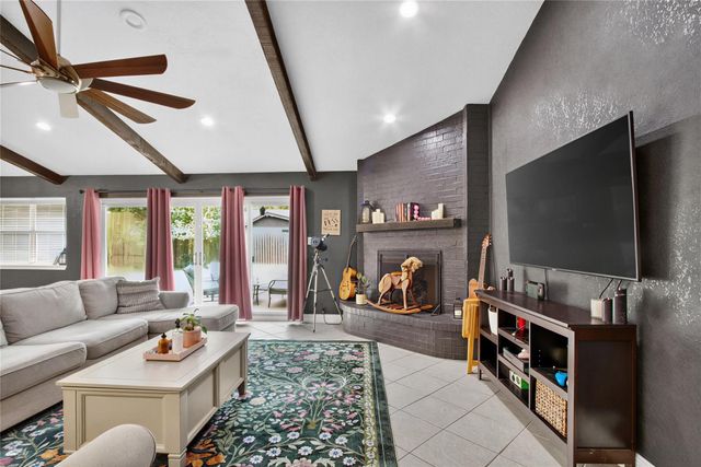 5451 Appleblossom Lane, Friendswood, TX 77546