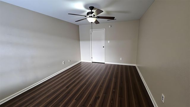 7400 Bellerive Drive 1204, Houston, TX 77036