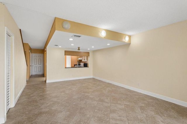 4759 NW 90th Avenue, Sunrise, FL 33351