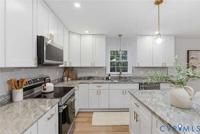 11641 Coalboro Rd, Chesterfield, VA 23838