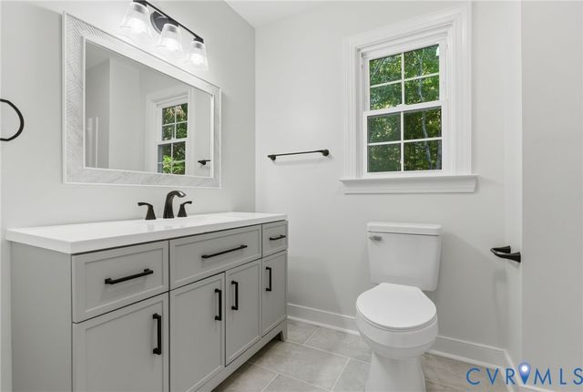11641 Coalboro Rd, Chesterfield, VA 23838