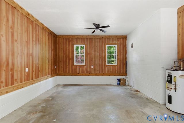 11641 Coalboro Rd, Chesterfield, VA 23838