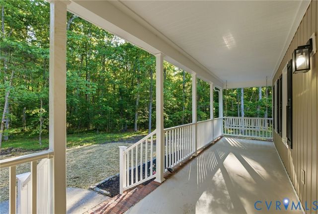 11641 Coalboro Rd, Chesterfield, VA 23838