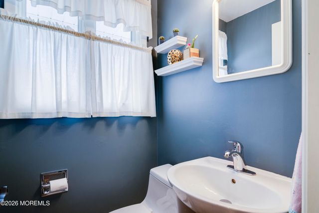 85 Mitchell Avenue, Piscataway Twp, NJ 08854