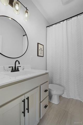 7118 Lost Oak Drive, Edwardsville, IL 62025