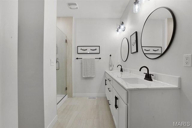 7118 Lost Oak Drive, Edwardsville, IL 62025