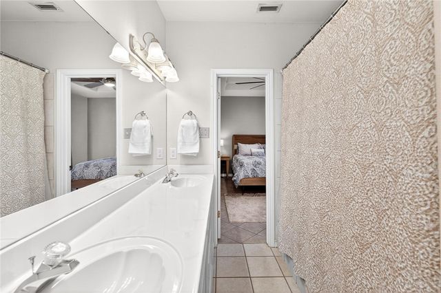 14001 Fortuna Bay Dr 3, Corpus Christi, TX 78418