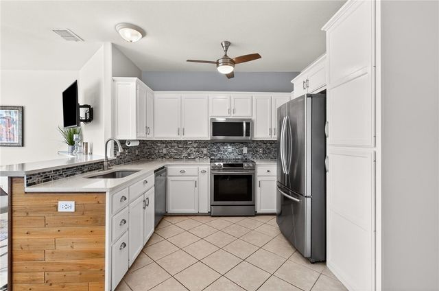 14001 Fortuna Bay Dr 3, Corpus Christi, TX 78418