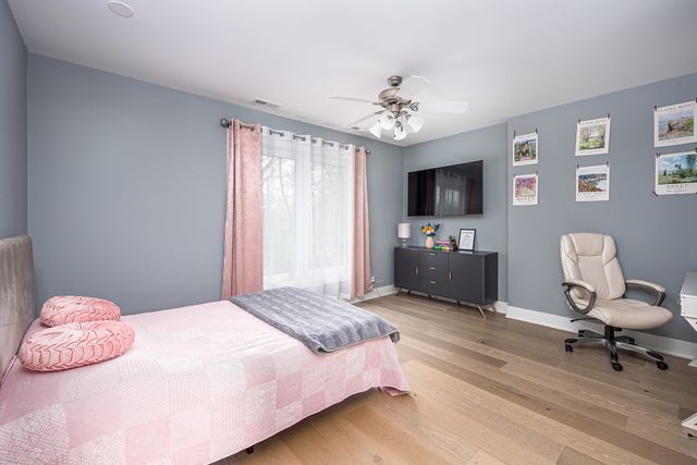 101 N Schoenbeck Road, Prospect Heights, IL 60070