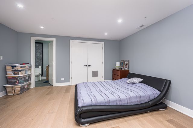 101 N Schoenbeck Road, Prospect Heights, IL 60070