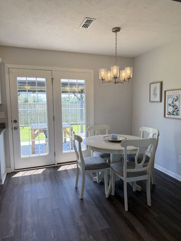 481 Mimosa Dr, Decherd, TN 37324