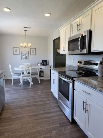 481 Mimosa Dr, Decherd, TN 37324