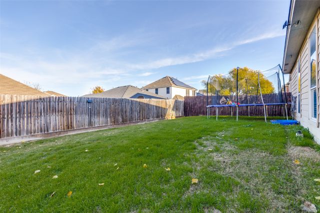 5812 Minnow Drive, Fort Worth, TX 76179