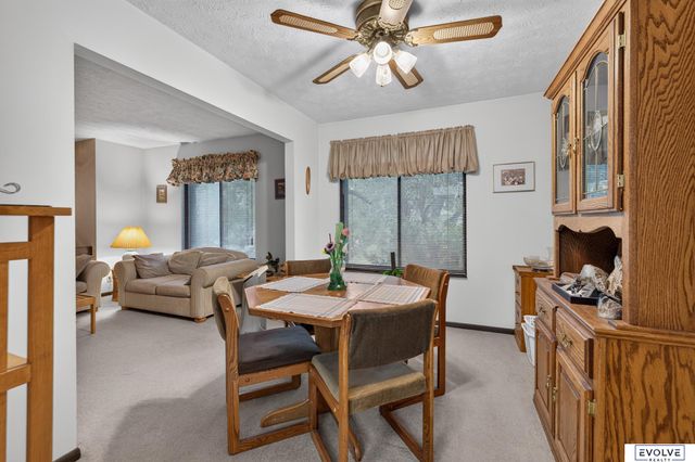 5064 S 106th Avenue, Omaha, NE 68127