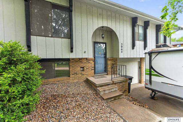 5064 S 106th Avenue, Omaha, NE 68127
