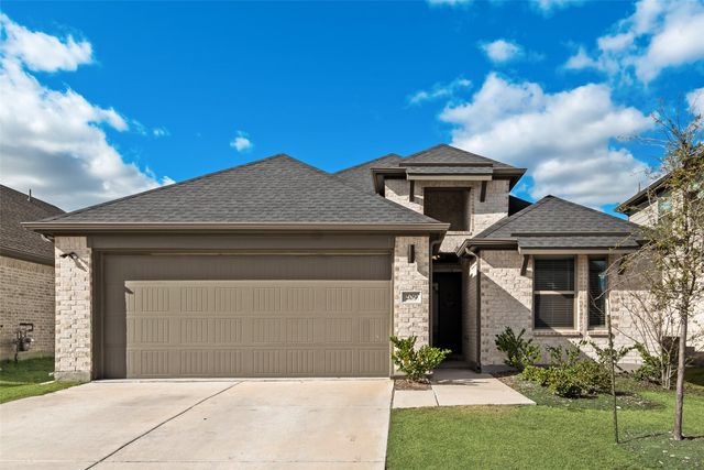 209 Little Bridge Drive, Lavon, TX 75166
