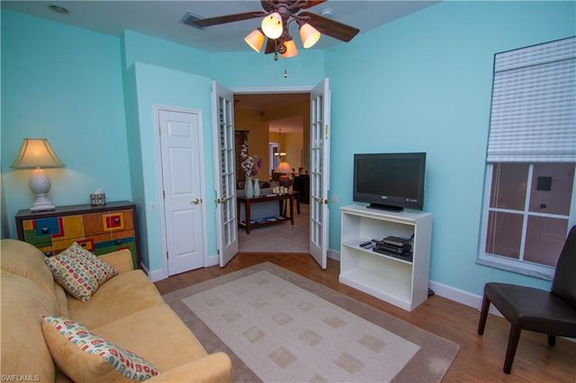 8229 Allendale CT, Naples, FL 34120