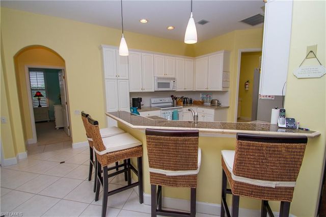 8229 Allendale CT, Naples, FL 34120