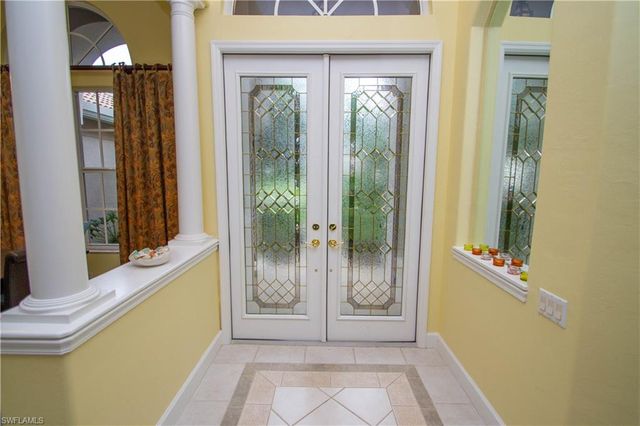 8229 Allendale CT, Naples, FL 34120