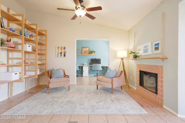5327 W Swallow Drive, Tucson, AZ 85742