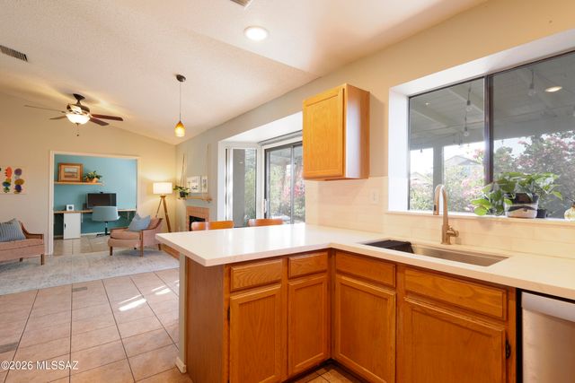 5327 W Swallow Drive, Tucson, AZ 85742