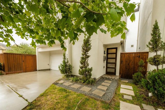 3203 Baron Street, Houston, TX 77020