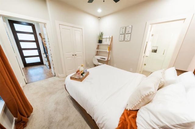 3203 Baron Street, Houston, TX 77020