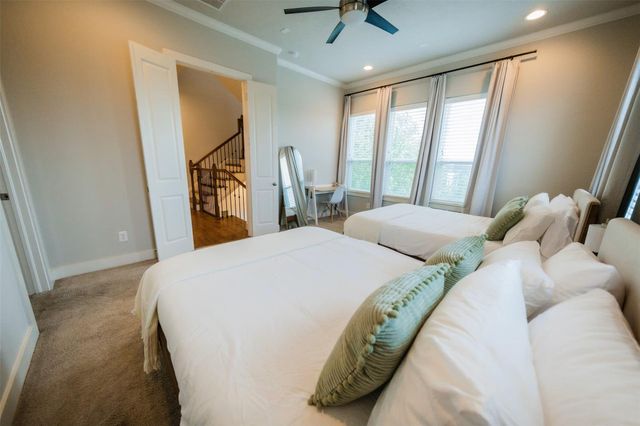 3203 Baron Street, Houston, TX 77020