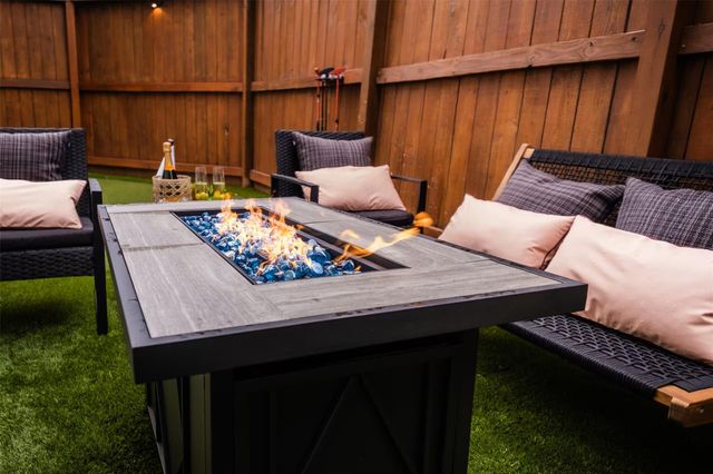 3203 Baron Street, Houston, TX 77020