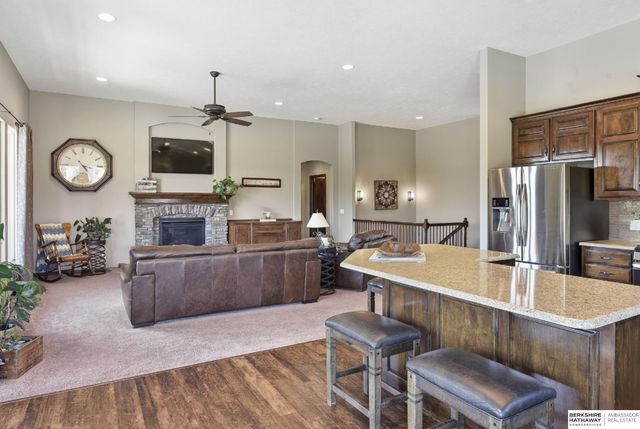 10805 Lake Tahoe Drive, Papillion, NE 68046