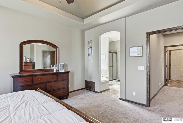 10805 Lake Tahoe Drive, Papillion, NE 68046