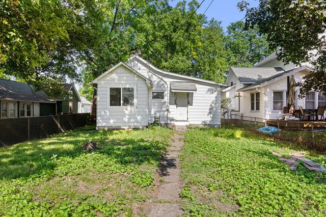 1419 17th Street, Moline, IL 61265
