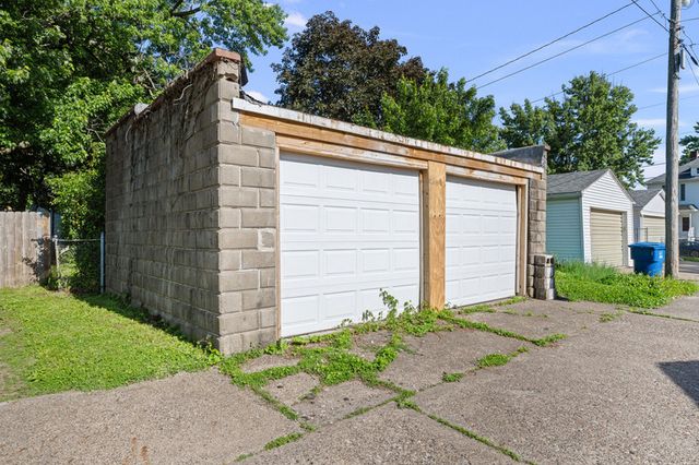 1419 17th Street, Moline, IL 61265