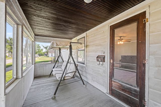 1419 17th Street, Moline, IL 61265