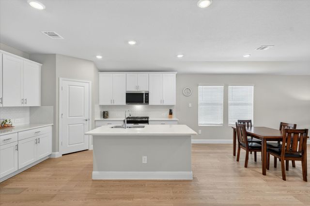 903 Edgehurst Drive, Princeton, TX 75071