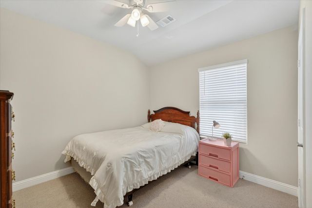 903 Edgehurst Drive, Princeton, TX 75071