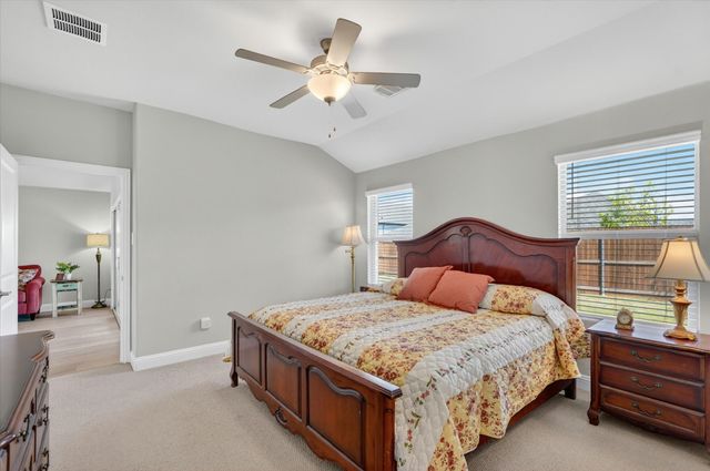 903 Edgehurst Drive, Princeton, TX 75071