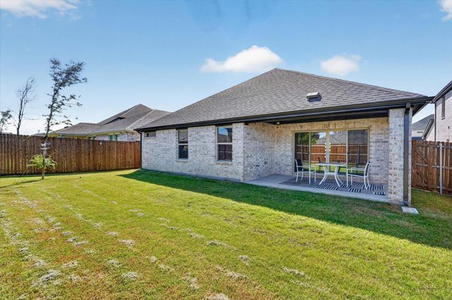 903 Edgehurst Drive, Princeton, TX 75071