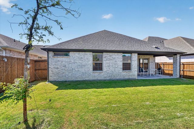 903 Edgehurst Drive, Princeton, TX 75071