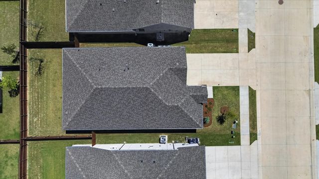 903 Edgehurst Drive, Princeton, TX 75071