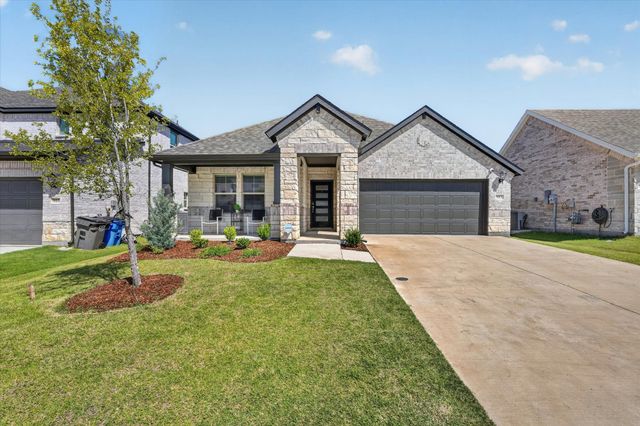 903 Edgehurst Drive, Princeton, TX 75071