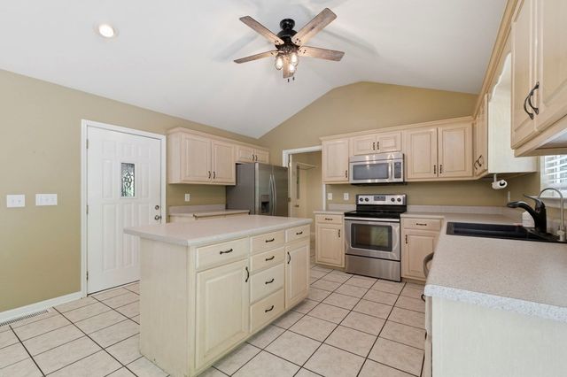 2149 Vinewood Drive, Dalton, GA 30720